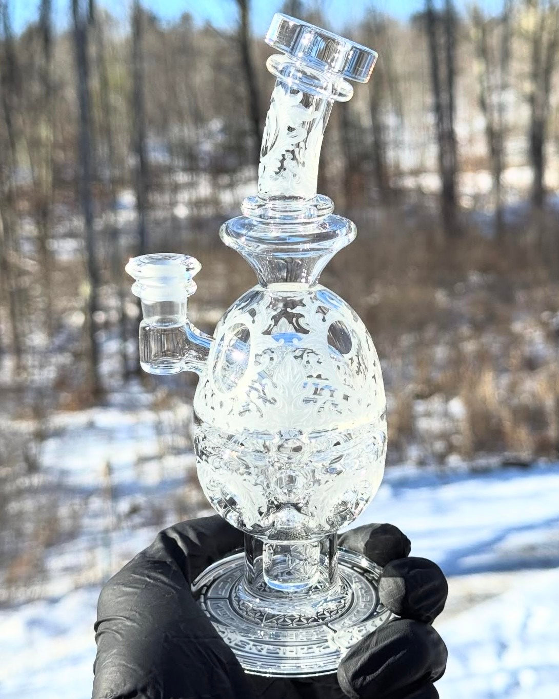 Carved Mini Fab Egg Mothership Glass